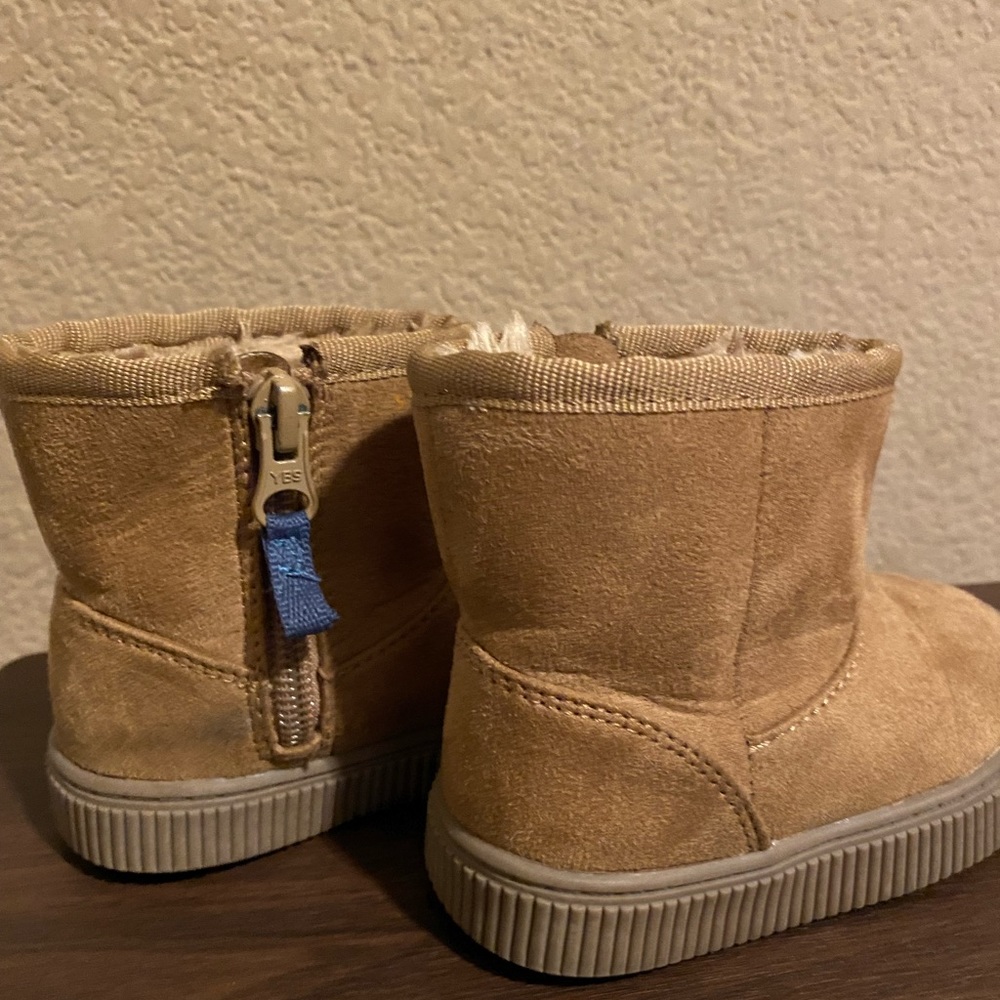 Cat and jack toodler boots